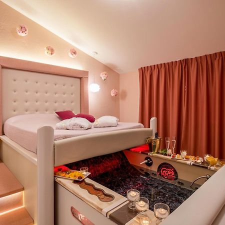Hotel Butterfly - Il Nido D'Amore Bologna 몬주노 외부 사진